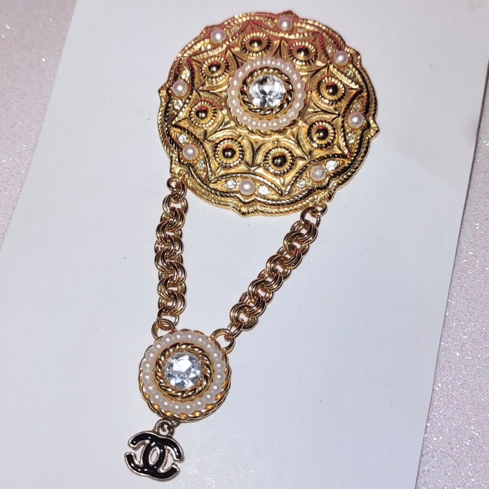 Round Bright Yellow Gold Pearls, Crystals, Hanging Chain Statement  Brooch